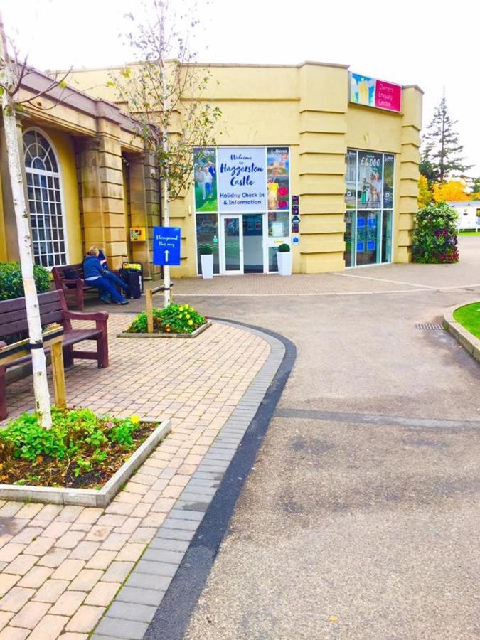 Haven Haggerston Castle Caravan Hire Cheswick  Bagian luar foto